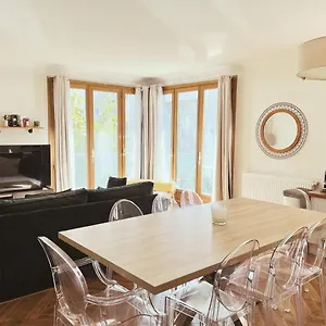 appart-regnier.hotels-rhonealpes.com/